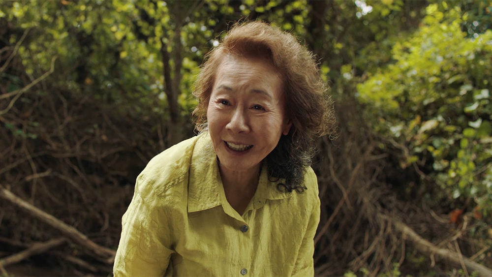 Pidato Unik Youn Yuh-jung saat Terima British Academy Film Award