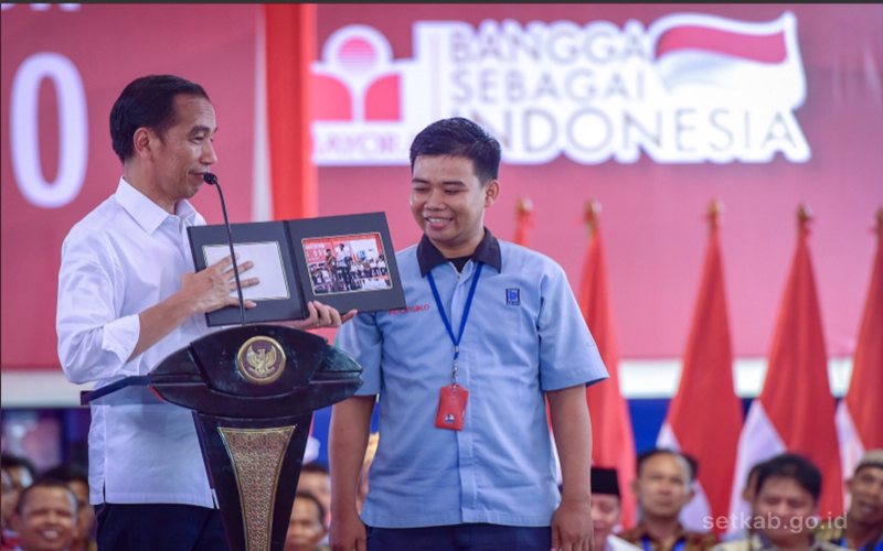 Presiden Jokowi di PT Mayora Indah