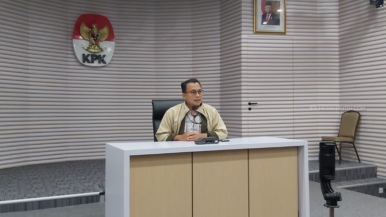 KPK Amankan Bukti Transfer Uang Usai Geledah Kantor Sekjen DPR