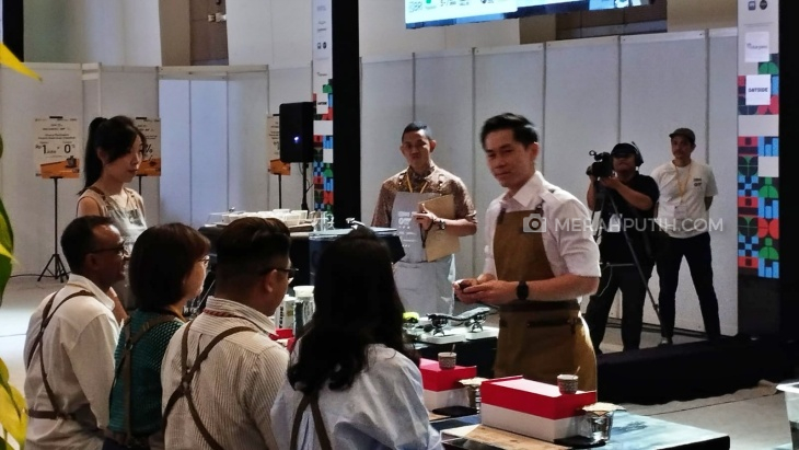 Persaingan Ketat Semifinal IBC, IBRC, dan ICTC di Indonesia Coffee Festival 2023