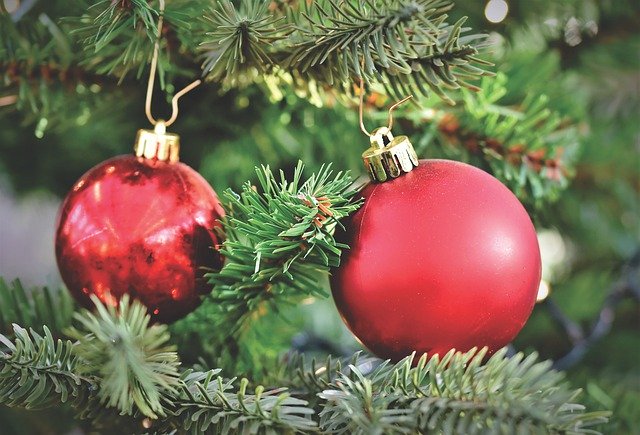 Warna-Warni saat Perayaan Natal Ternyata Punya Makna Tersendiri