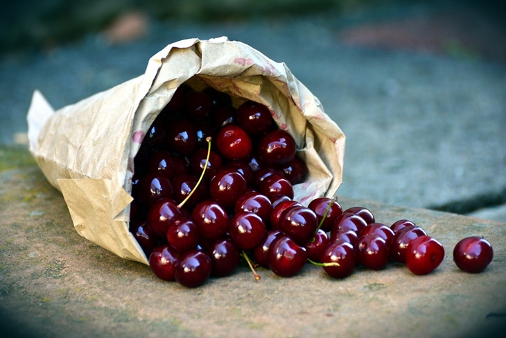 Sour cherries. (Foto: Pixabay/congerdesign)