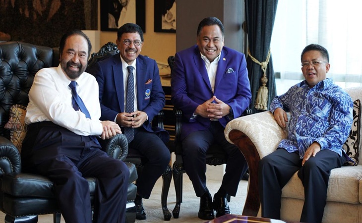 Ketua Umum Nasdem Surya Paloh bersama Presiden PKS Sohibul Iman dalam pertemuan di Kantor DPP Nasdem