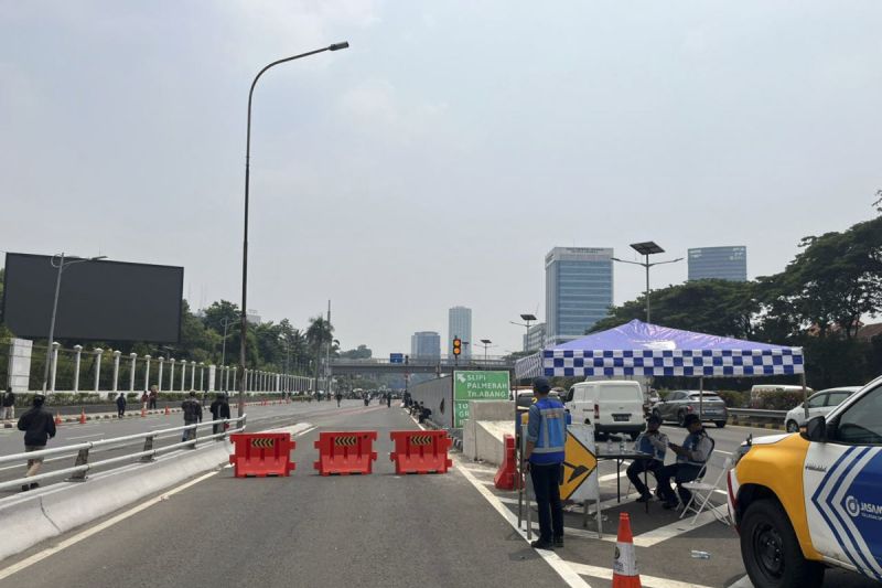 Gerbang Tol Slipi Ditutup Imbas Demo 27 Agustus, Tenang Ada 3 Pintu Keluar Alternatif!