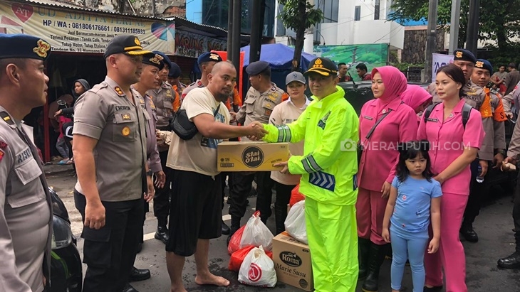 Ratusan Keluarga di Pancoran Jadi Korban Banjir