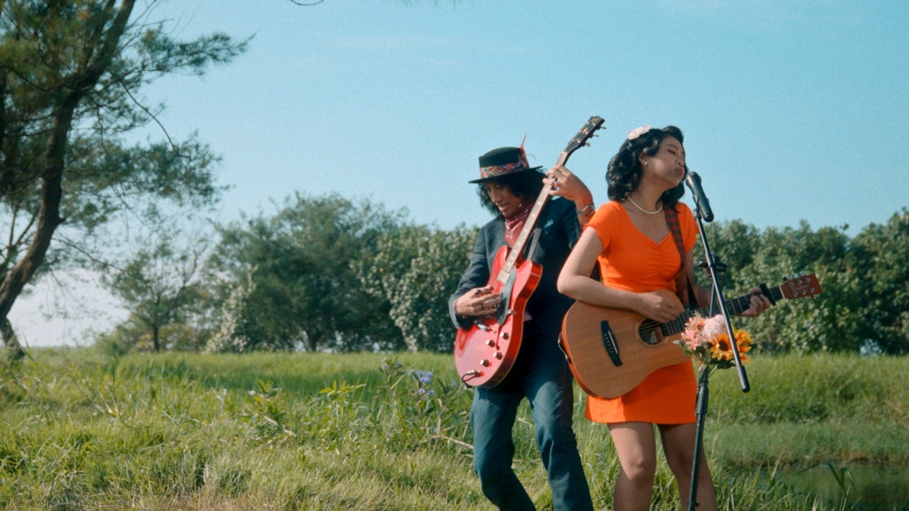 Ruzan & Vita Visualisasikan Kisah Cinta 20 Tahun Lewat Video Musik 'Rayuanmu'