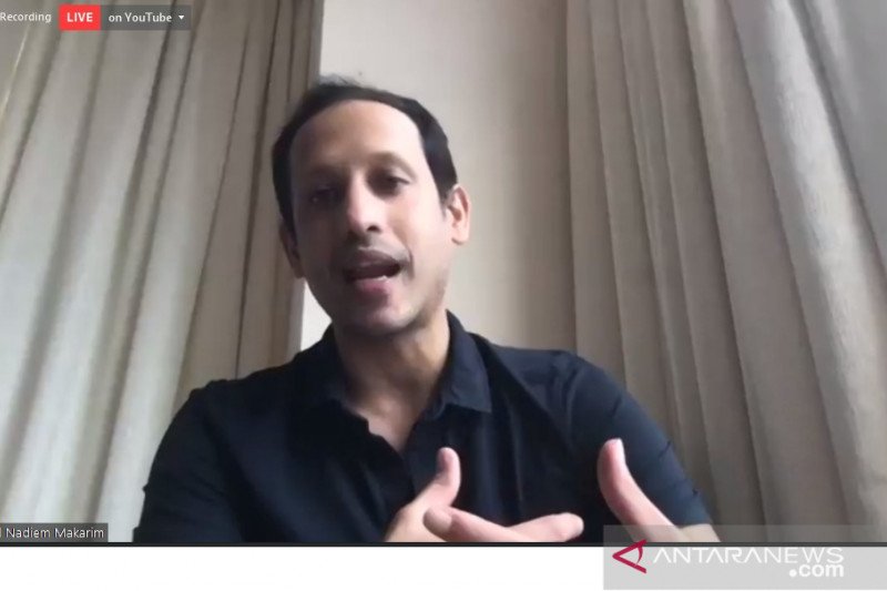 Menteri Pendidikan dan Kebudayaan Nadiem Makarim pada peluncuran program "Belajar dari Rumah" di Jakarta, Kamis. (ANTARA/Indriani)
