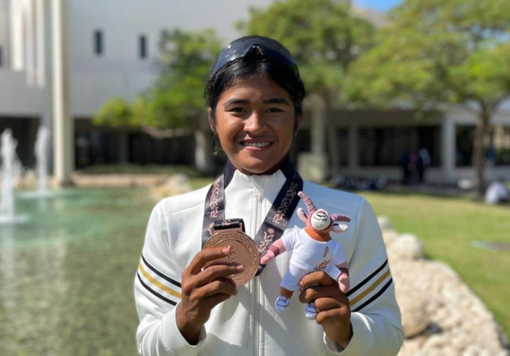 Sempat Repotkan China, Pelajar Asal Situbondo Bawa Pulang Medali Cabor Sprint Thriathlon di AYG Bahrain 2025 