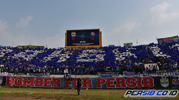 Viking Galang 'Koin Untuk PSSI'