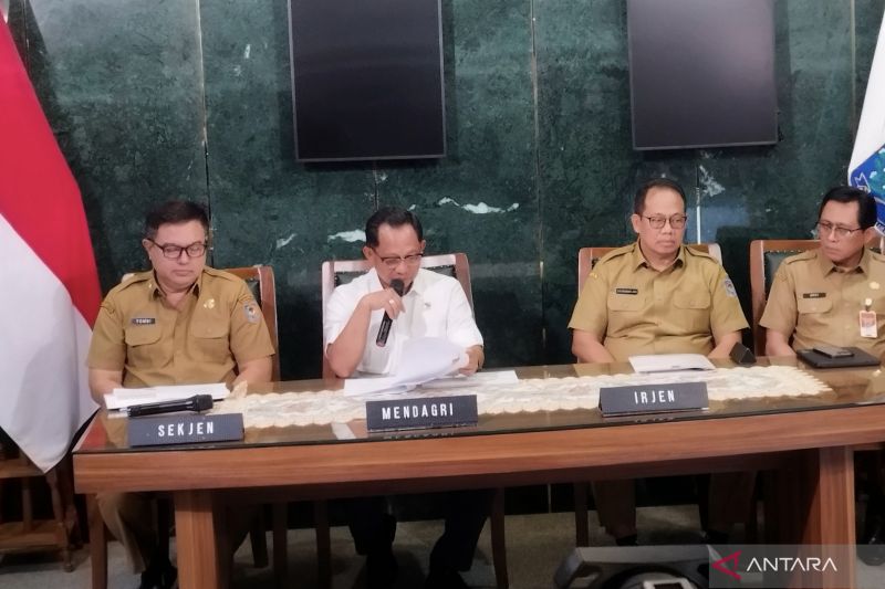 Imbas Kasus Bupati Aceh Selatan, Mendagri Larang Semua Kepala Daerah Keluar Negeri Sampai 15 Januari