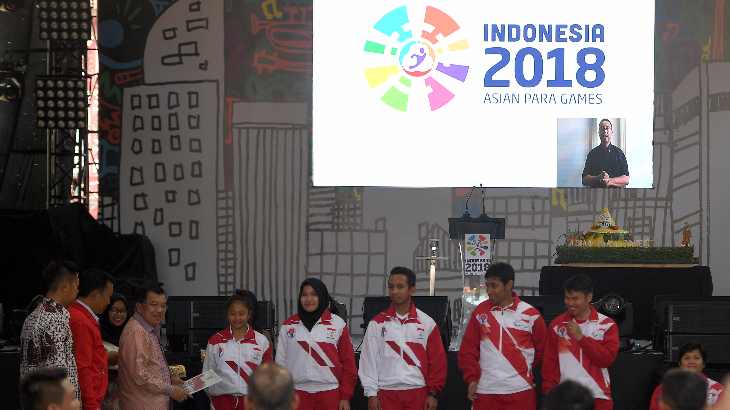Wapres JK Serahkan Bonus untuk Atlet SEA Games dan ASEAN Para Games 2017