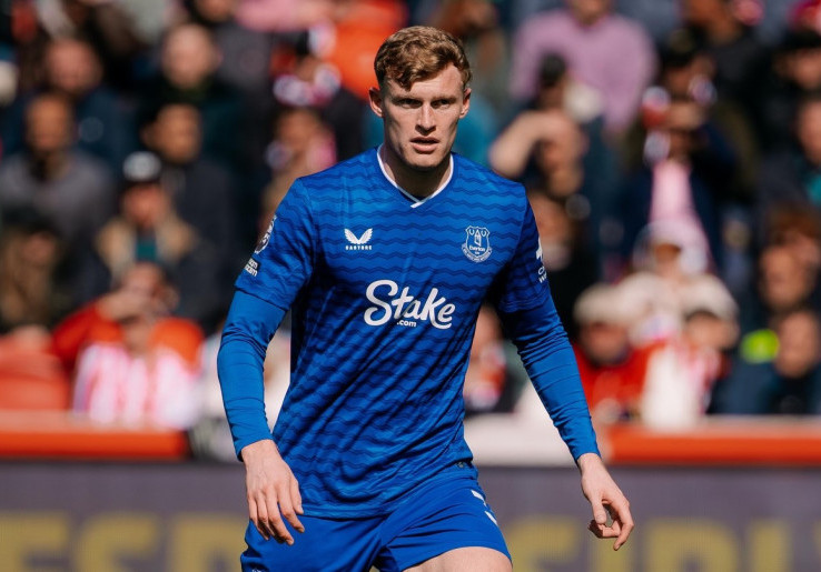 Manchester United Kembali Incar Jarrad Branthwaite, Everton Bisa Pasang Harga Selangit!