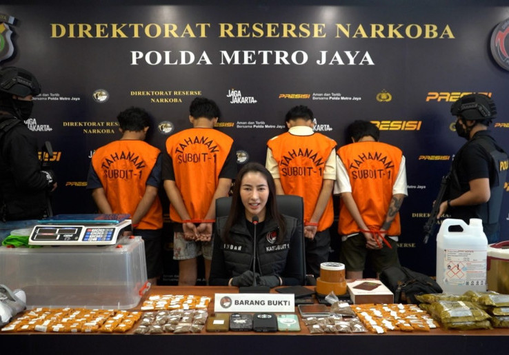 Polda Metro Jaya Bongkar Sindikat Tembakau sintetis Melalui Investigasi Digital