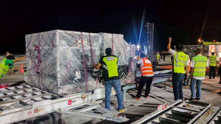Logistik World Superbike Mandalika Tiba di Bandara Lombok