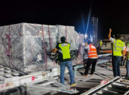 Logistik World Superbike Mandalika Tiba di Bandara Lombok