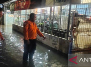 Ratusan Rumah Ditinggal Mudik Terendam Banjir di Bekasi