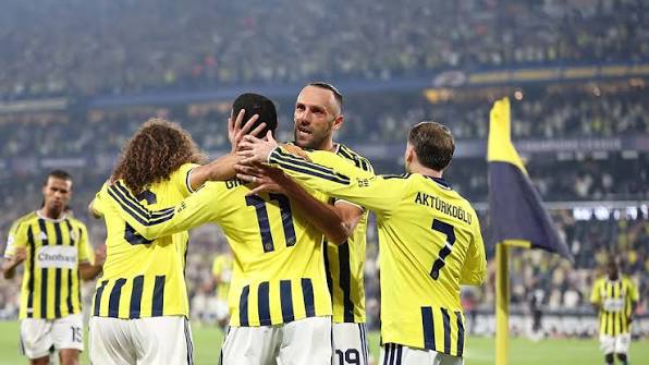Prediksi Fenerbahce vs AS Roma 10 September 2026: Misi 2 Tim Akhiri Penantian di Liga Champions