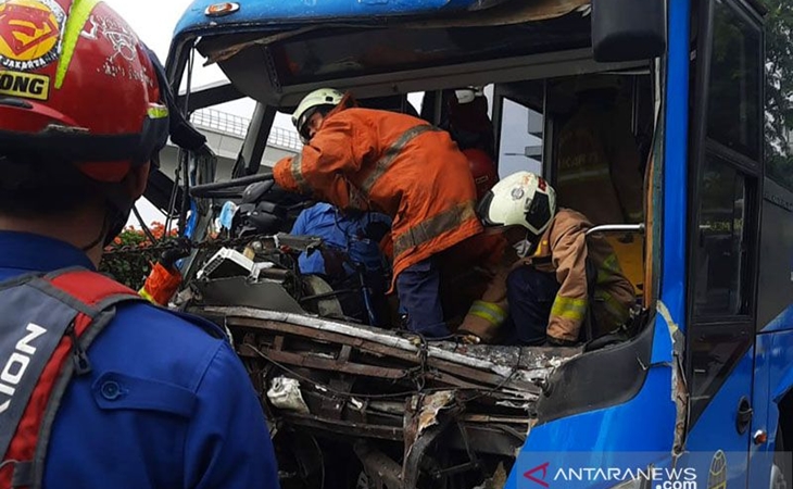 Serikat Pekerja Transportasi Tanggapi Bus TransJakarta Sering Kecelakaan