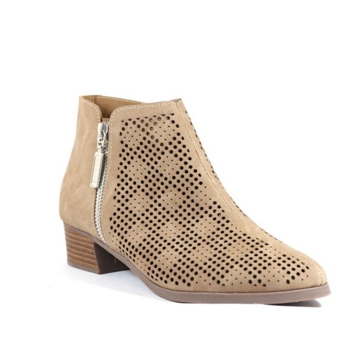 Rekomendasi Angkle Boots untuk Tampil Makin Modis