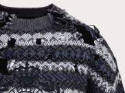 Sweater Balenciaga Seperti Bekas 'Digigit Tikus' Ini Dijual Rp 20,7 Juta