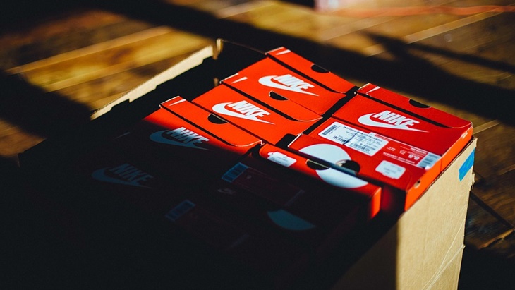 Bukan Sneakers, Nike Rilis Sandal Air Max 90 yang Kece Abis