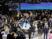 11 Inovasi di MWC 2025: Realme Bawa Smartphone dengan Cita Rasa Kamera DSLR