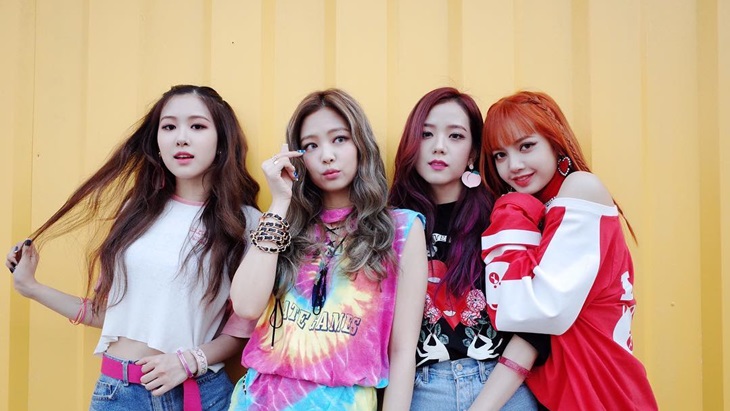 Hadiah untuk BLACKPINK di Ulang Tahun Pertama