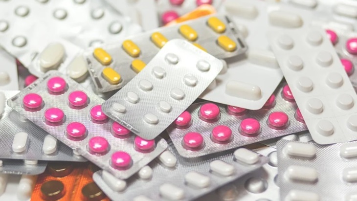 Menkes Berharap Semoga Akhir Tahun ada Obat COVID-19 yang Cocok