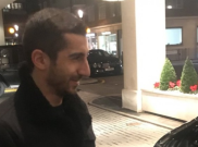 Tiba di London, Henrikh Mkhitaryan Jalani Tes Kesehatan di Arsenal