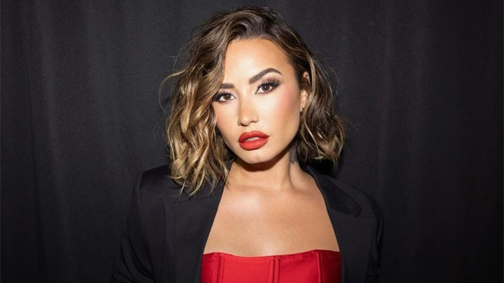 Demi Lovato Buka-Bukaan Daddy Issue di 'Child Star' 