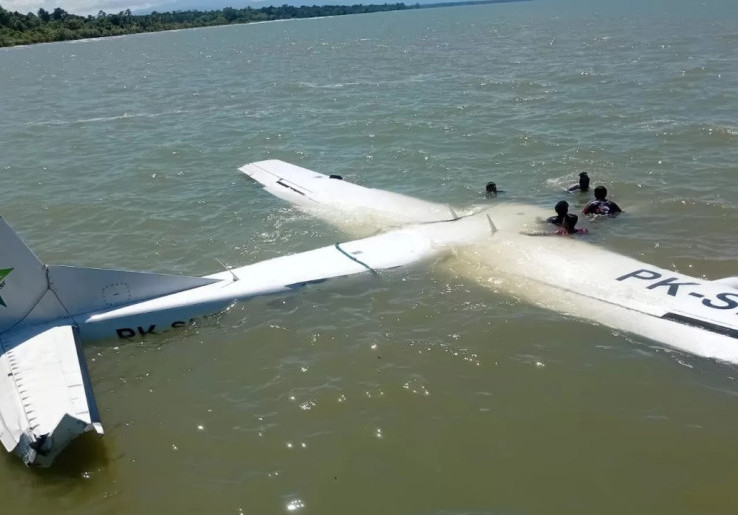Pesawat Smart Air Jatuh di Perairan Nabire, Seluruh Penumpang Dilaporkan Selamat