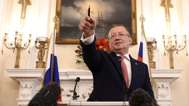 Rusia Usir Balik 60 Diplomat Amerika Serikat