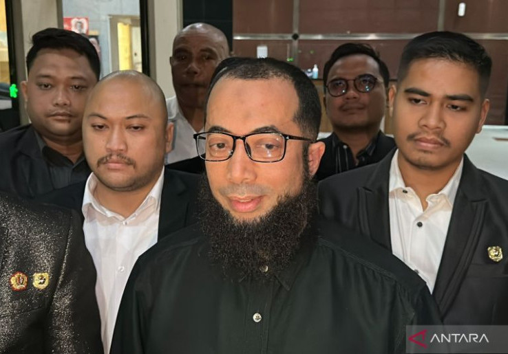KPK Ungkap 'Rayuan' Oknum Kemenag Agar Khalid Basalamah Pindah dari Haji Furoda ke Khusus