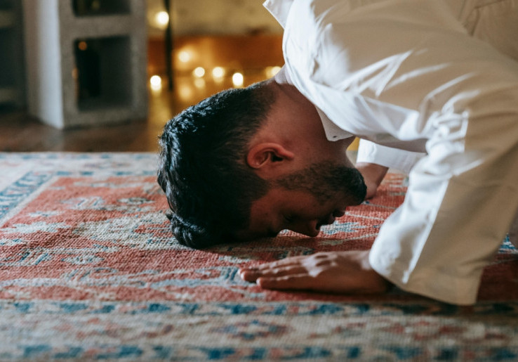 5 Doa saat Menghadapi Ketakutan dan Ancaman: Lengkap Arab, Latin, dan Artinya