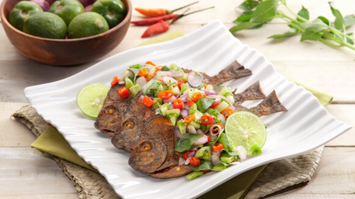 Resep Ikan Goreng Dabu-Dabu, Pedas Khas Papua