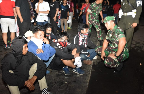Suporter Timnas Ricuh di SUGBK, Dandim 0501/JP BS: Saling Lempar Lanjut ke Plaza Barat