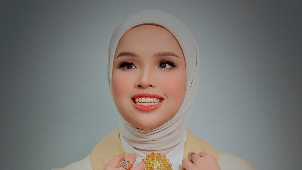 Putri Ariani Kisahkan Dilema Cinta dalam Single 'Sheepish'