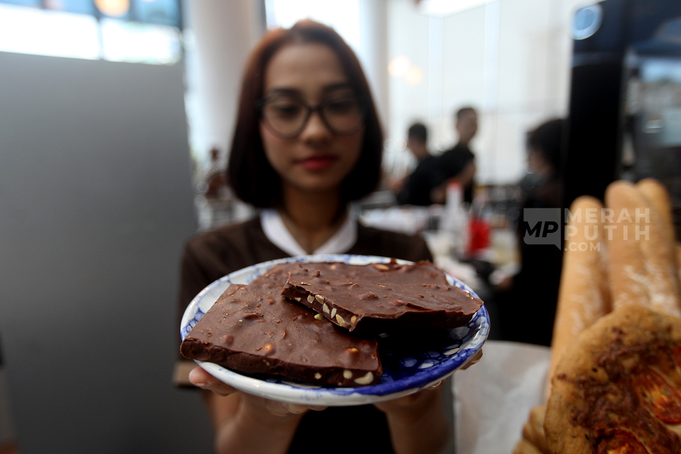 Nikmatnya Krakakoa Cokelat Lokal Asli Indonesia Hadir di KinKo Choco Lab