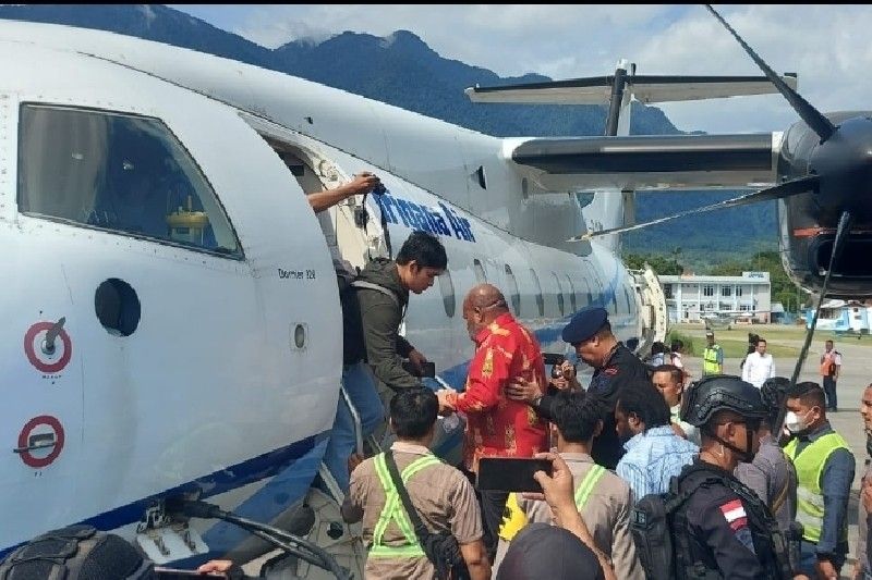 Lukas Enembe Langsung Dibawa ke Gedung KPK