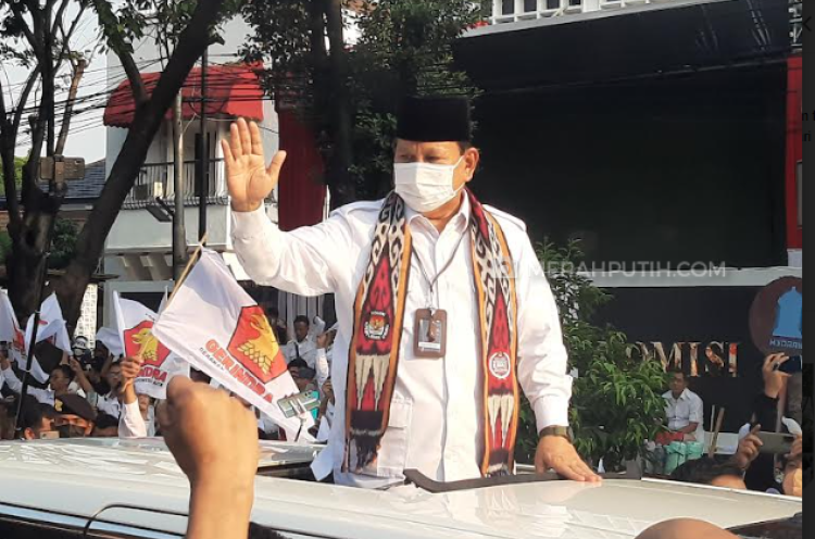 Kode Angka 8 di Momen Prabowo Daftarkan Gerindra ke KPU