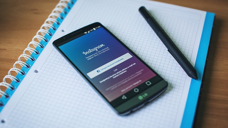 Instagram Akan Kenakan Biaya Pasang Tautan di Caption?