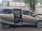 Biar Tidak Sendat, Rawat Pintu Geser Mobil