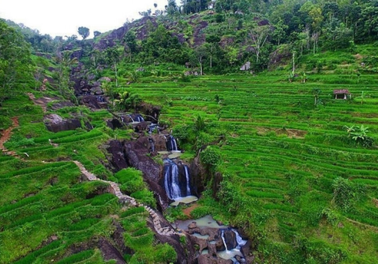 Pesona Air Terjun Kedung Kandang Luar Biasa Indahnya