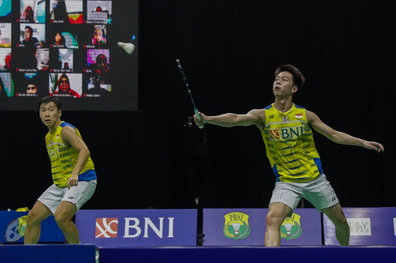 Ganda putra Indonesia Kevin Sanjaya Sukamuljo/Marcus Fernaldi Gideon saat berlaga di turnamen simulasi Olimpiade Tokyo 2020 yang berlangsung di Pelatnas PBSI Cipayung, Jakarta, pada 16-17 Juni 2021. (ANTARA/HO/dokumentasi PP PBSI)