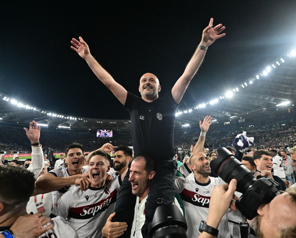 Bologna Juara Coppa Italia, Obati Kekecewaan Vincenzo Italiano