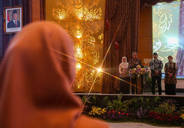 Prosesi Sambut Mensos dan Wamensos Saifullah Yusuf - Agus Jabo Priyono