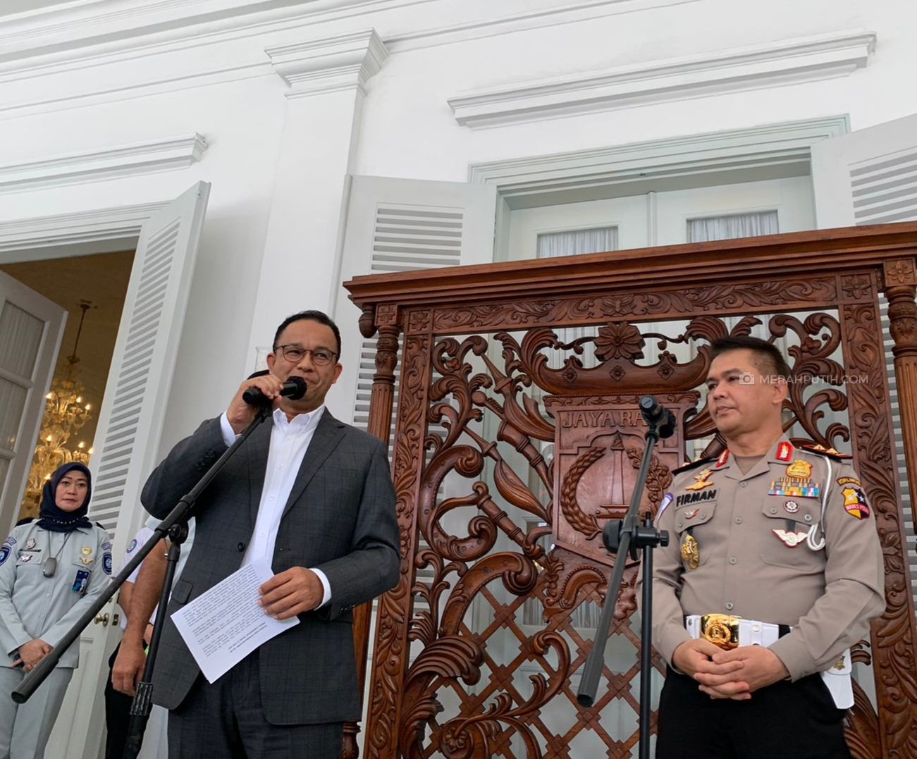 Anies Pastikan Perubahan Dokumen Imbas Pergantian Nama Jalan Gratis