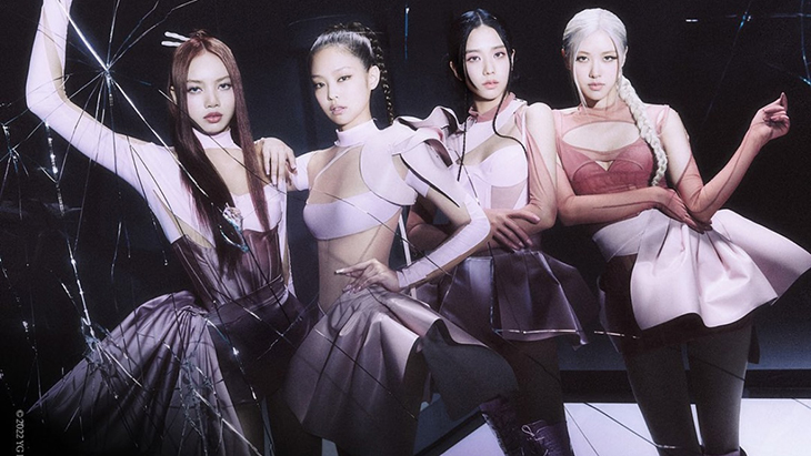 Gaya Fashion Badass ala Blackpink di 'Pink Venom'