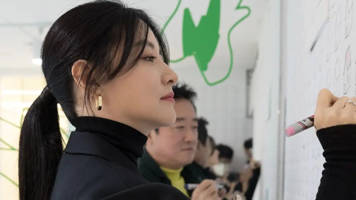 Lee Young-ae Beri Donasi 50 juta Won kepada Korban Kebakaran di Seoul