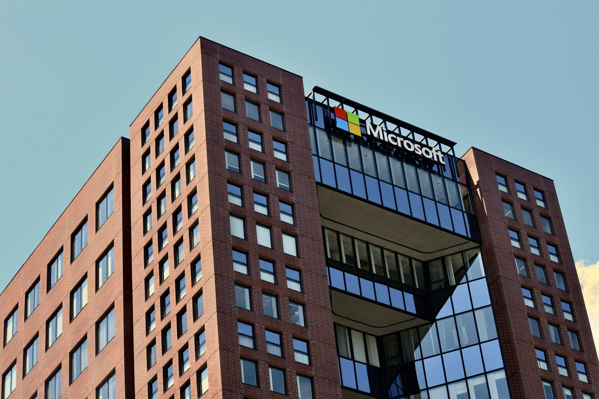 Badai PHK Melanda, Microsoft Pecat 650 Karyawan Xbox